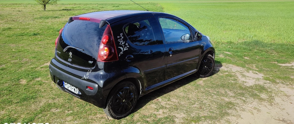 Peugeot 107 cena 22900 przebieg: 97682, rok produkcji 2013 z Tczew małe 379